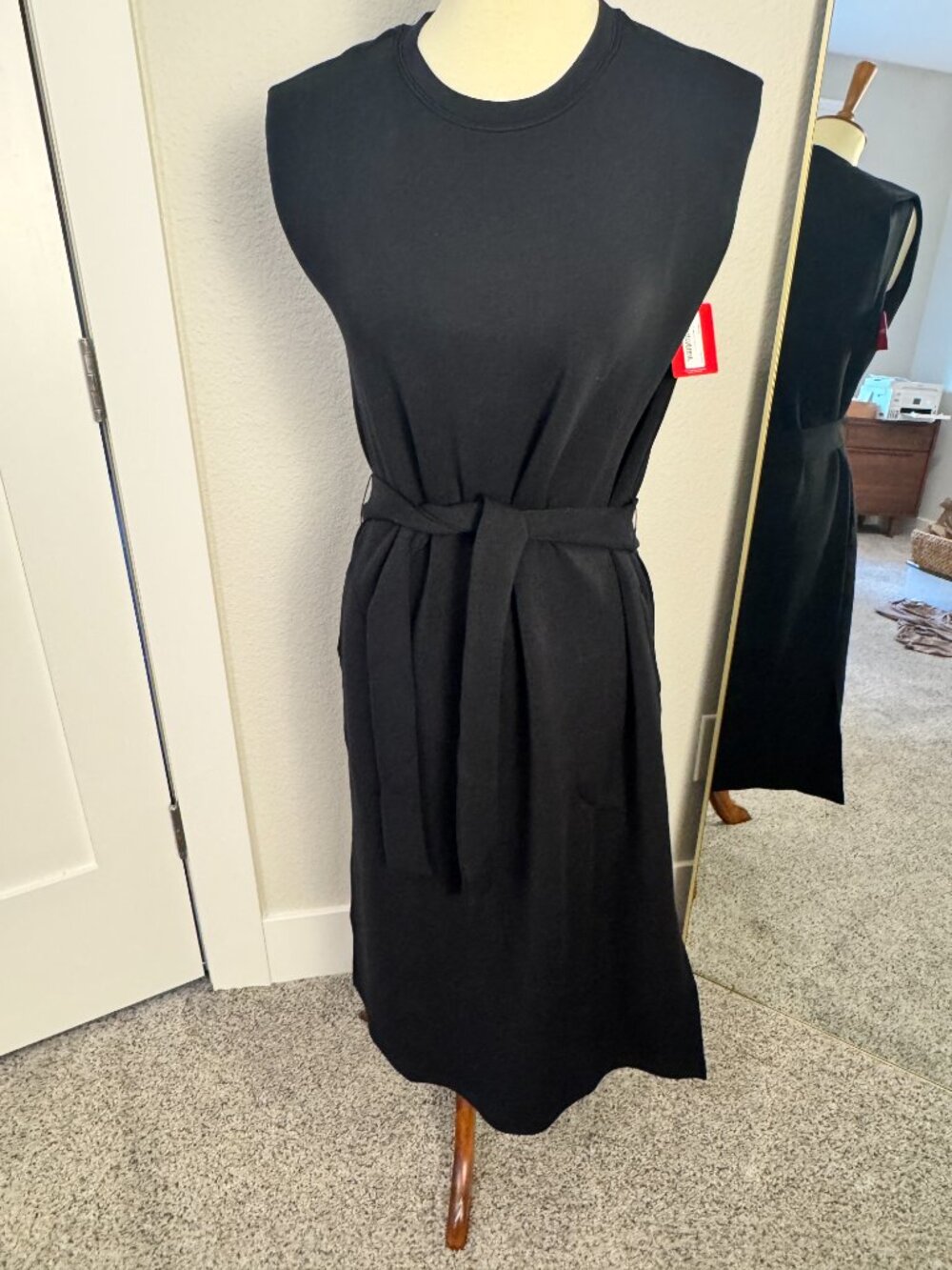 SPANX NWT AirEssentials Sleeveless Midi Tank Dress Very Black Medium